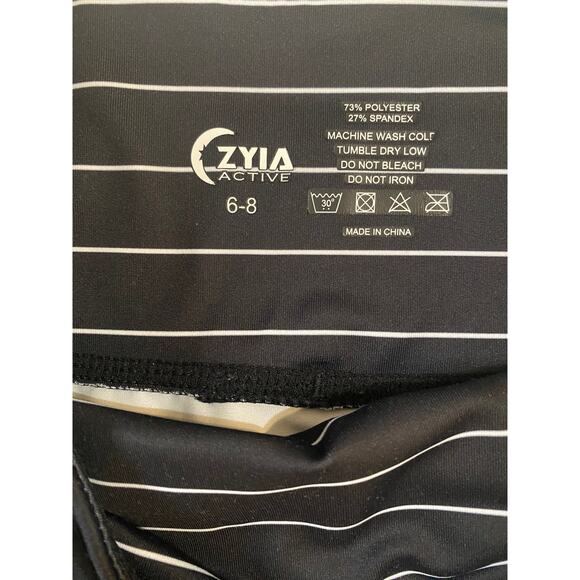 zyia leggings size medium - Picture 4 of 4